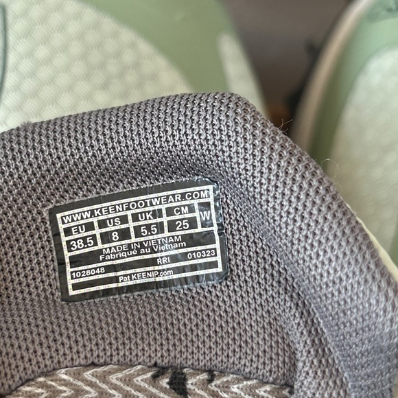 Keen Women’s Zionic Waterproof Hiking shoe Desert Sage/Ember Glow Size 8 - Picture 6 of 6